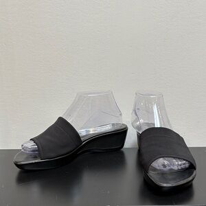 Stuart Weitzman open toe sandals slip on shoes wedge platform black US9